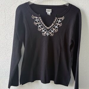 Chico’s Black‎ Long Sleeve V-Neck Embroidered  Sweater Chico Size 2 or Large